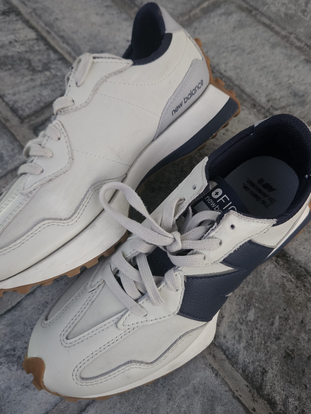 New balnce 327 Figs Edition gray and blue Size 7